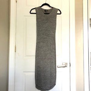 Aritzia Wilfred Free grey bodycon midi dress